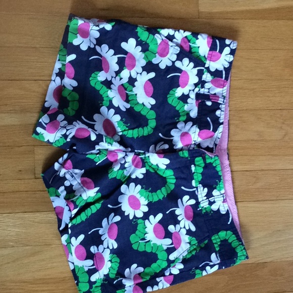 Lilly Pulitzer Pants - Lilly Pulitzer shorts size 8